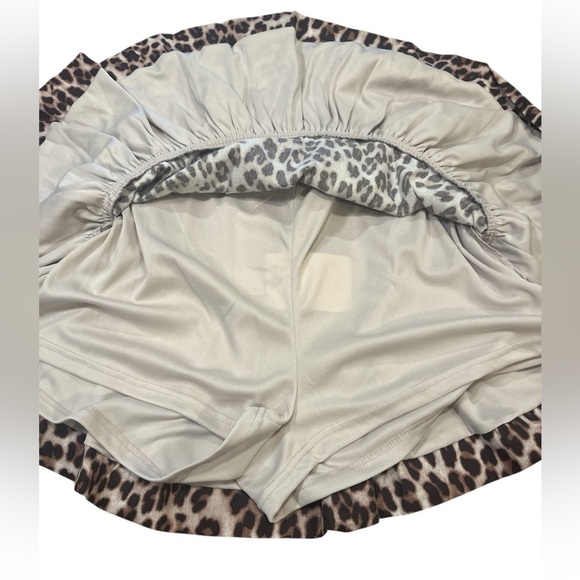 So Me Leopard Print Mini Skort Size XL Cream Black Brown Side Zipper Bubble Hem - Picture 7 of 13